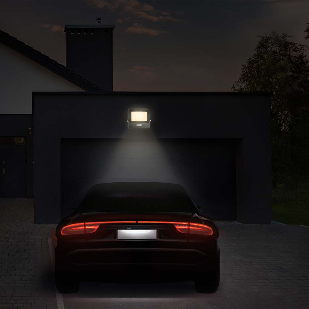 V-TAC LED Flutlicht 10W Warmweiss 138mm IP65